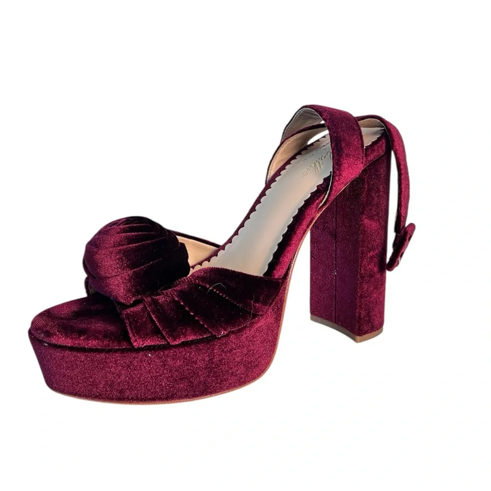 Antonio Melani x Nicola Bathie Emilia Velvet Burgundy Platform Sandals‎ 9M